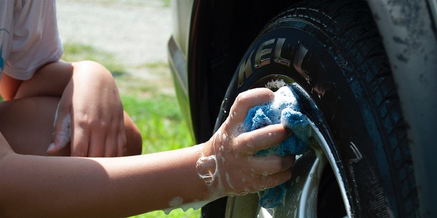 Bericht Auto wassen in wasstraat bekijken
